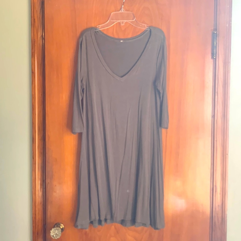 Flowy green dress